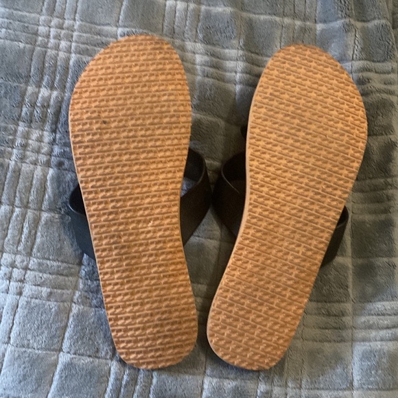 Billabong Women’s Sandals - Picture 4 of 4